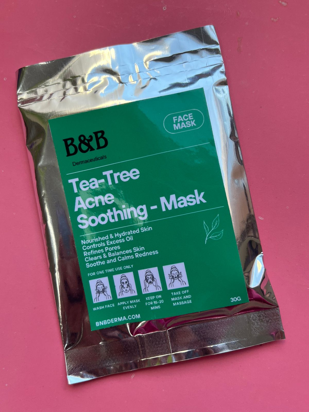 Tea-Tree Acne Soothing-Mask