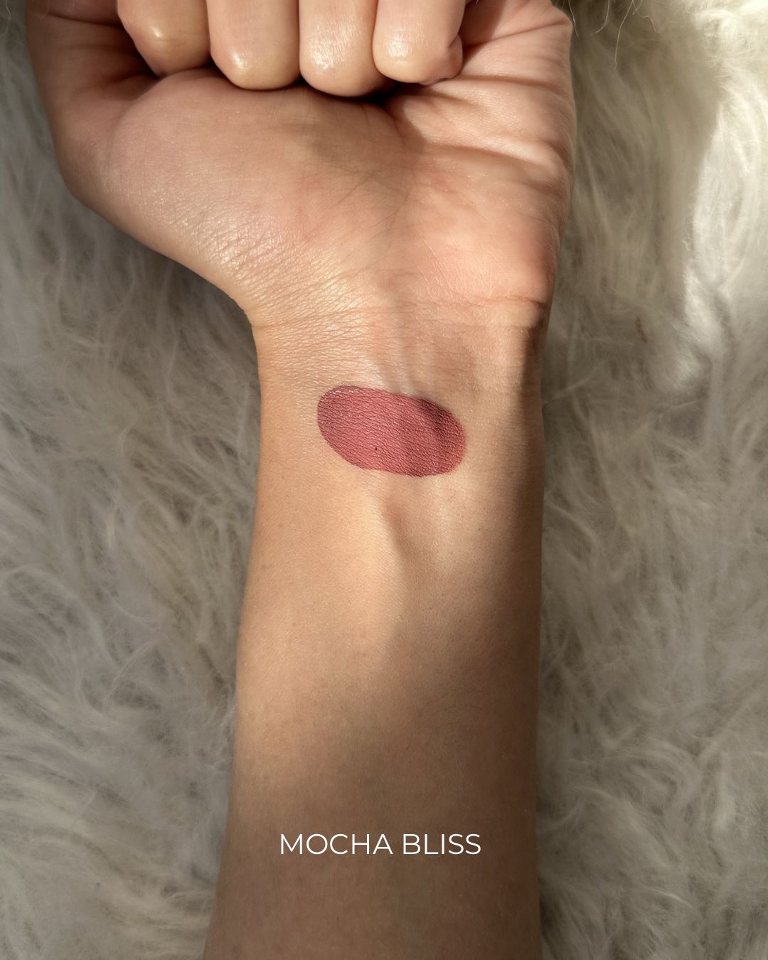 Mocha Bliss – Peptide Matte Liquid Lipstick