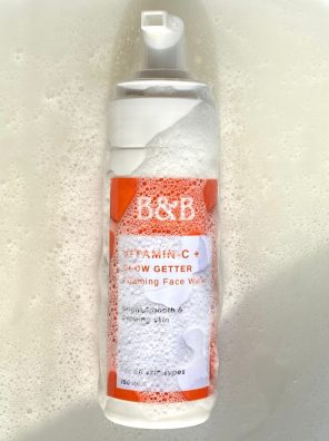 Glow Getter Vitamin C Facewash AGEING SKIN bnbderma.com